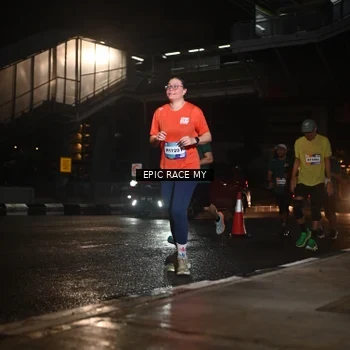 Runner Photo 7731704