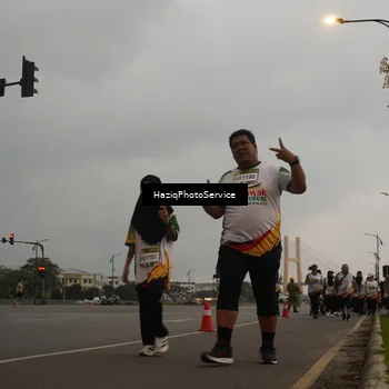 Runner Photo 7731713