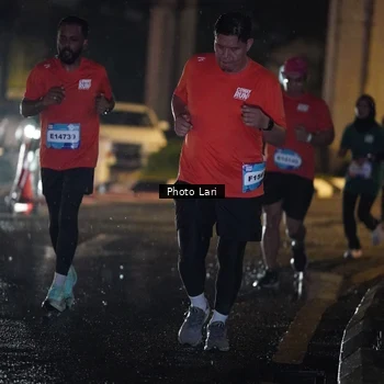 Runner Photo 7731723