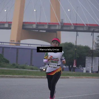 Runner Photo 7731735