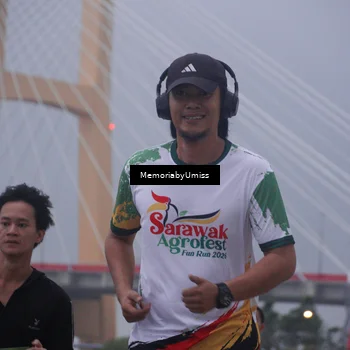 Runner Photo 7731737
