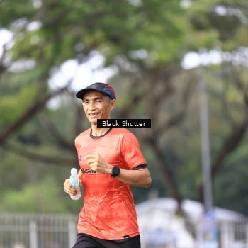 Runner Photo 7731749