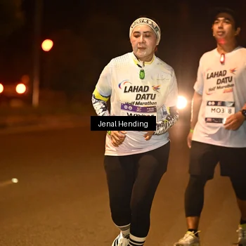 Runner Photo 7731751