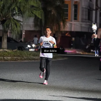 Runner Photo 7731764