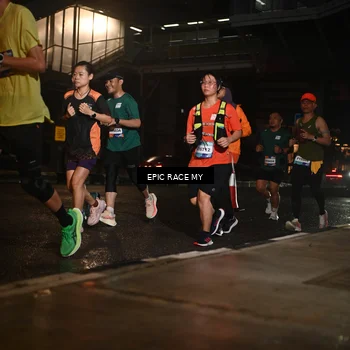 Runner Photo 7731765