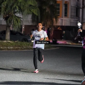 Runner Photo 7731767