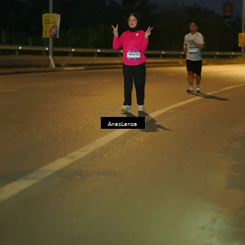 Runner Photo 7731777