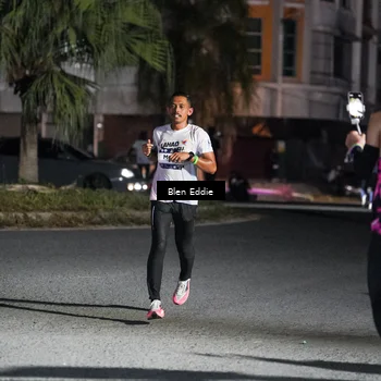 Runner Photo 7731787