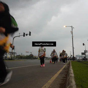 Runner Photo 7731802