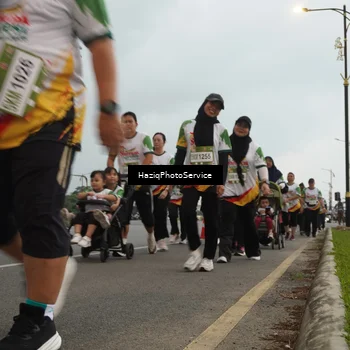 Runner Photo 7731815