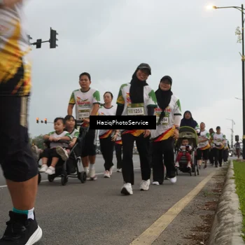 Runner Photo 7731823