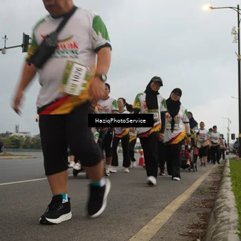 Runner Photo 7731837