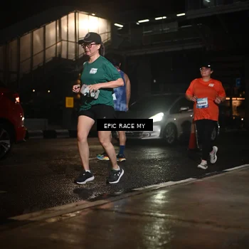 Runner Photo 7731842