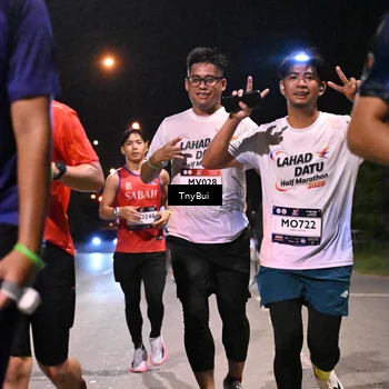 Runner Photo 7731872
