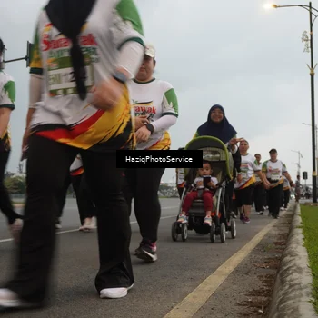 Runner Photo 7731874