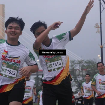 Runner Photo 7731877