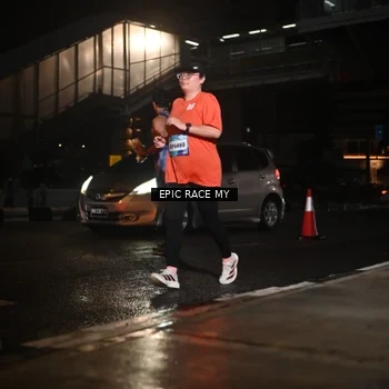 Runner Photo 7731889
