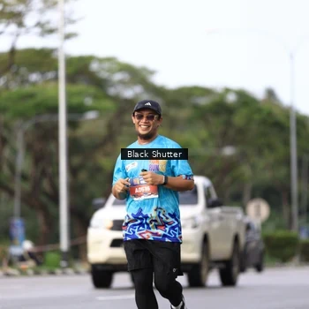 Runner Photo 7731894