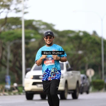 Runner Photo 7731896