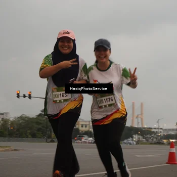 Runner Photo 7731897
