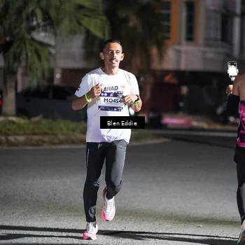Runner Photo 7731902