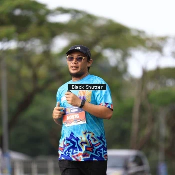 Runner Photo 7731932