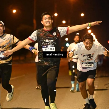 Runner Photo 7731944
