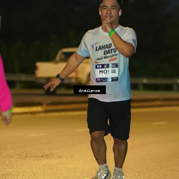 Runner Photo 7731959