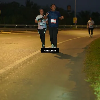 Runner Photo 7732000