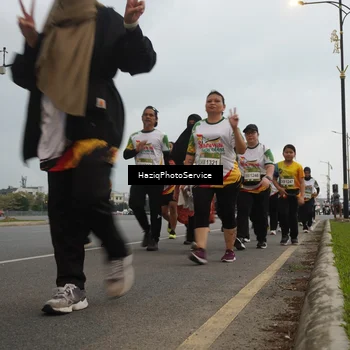 Runner Photo 7732040