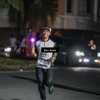 Runner Photo 7732041