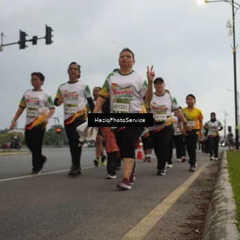 Runner Photo 7732046