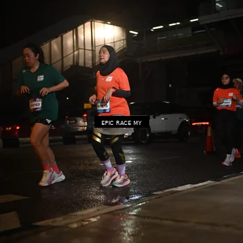 Runner Photo 7732052