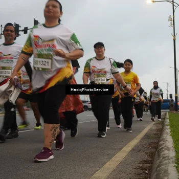 Runner Photo 7732055