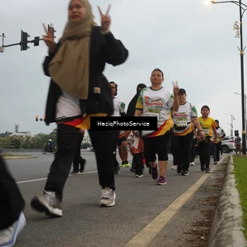Runner Photo 7732060