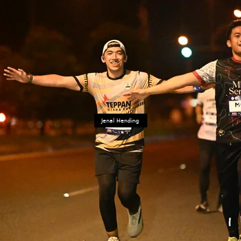 Runner Photo 7732061