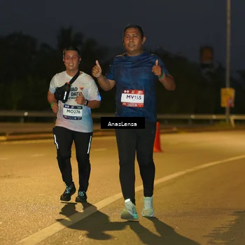 Runner Photo 7732070