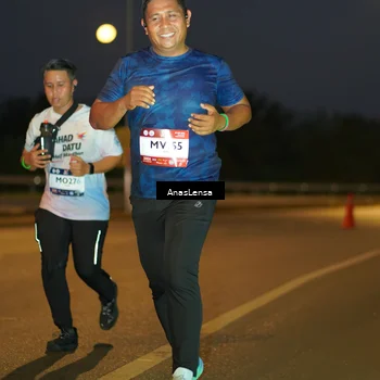 Runner Photo 7732103
