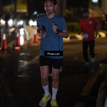 Runner Photo 7732109