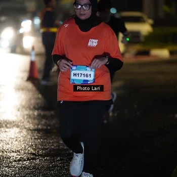 Runner Photo 7732126