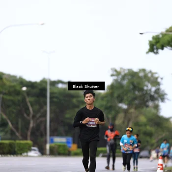 Runner Photo 7732135