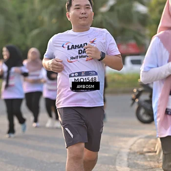 Runner Photo 7732137
