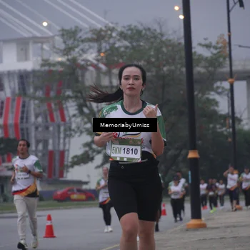 Runner Photo 7732147