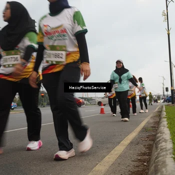 Runner Photo 7732173