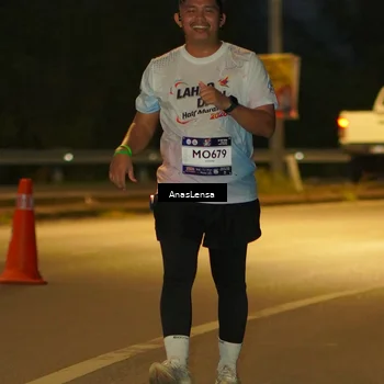 Runner Photo 7732174