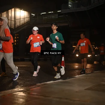 Runner Photo 7732180