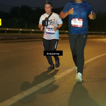 Runner Photo 7732182
