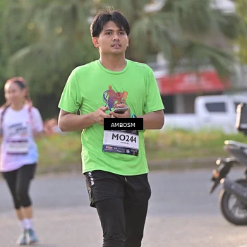 Runner Photo 7732191