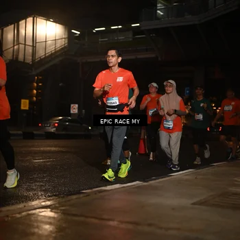 Runner Photo 7732201
