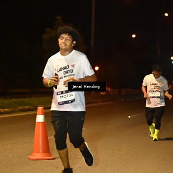 Runner Photo 7732233